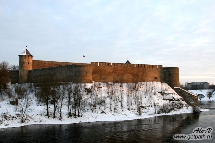 Ивангородская крепость. Внешние стены.