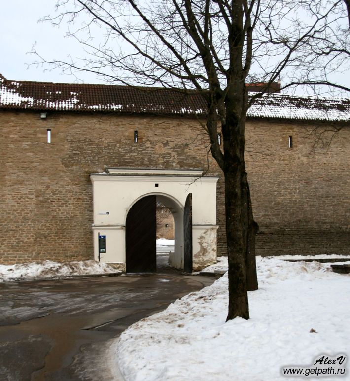 Ворота Нарвского замка